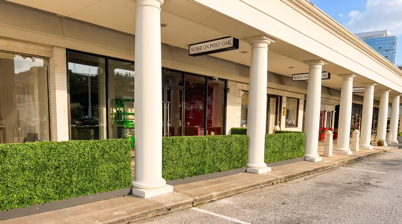 Houston Restaurant Patio Hedge Barriers for Seating and Traffic Flow after install 2